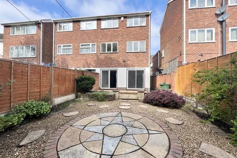 3 bedroom semi-detached house for sale, Gill Street, Dudley DY2