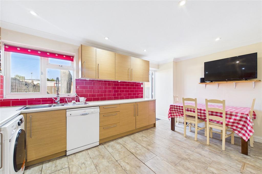 Kitchen/Dining