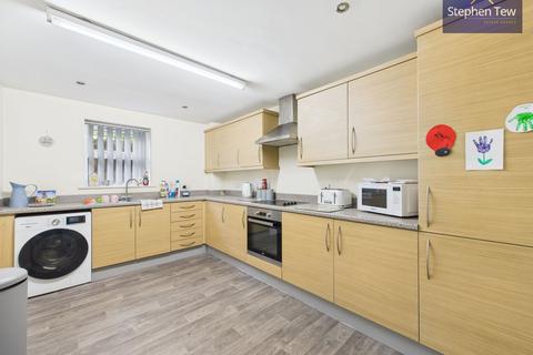 2 bedroom apartment for sale, Whitegate Drive, Berkeley House, FY3
