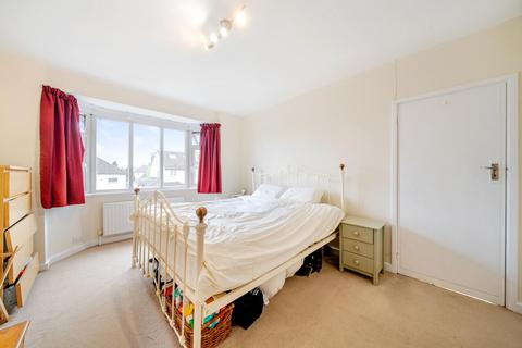 16 Heath Rise, Bromley, BR2 7PD