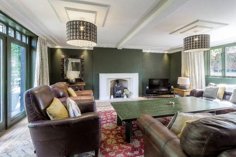 5 bedroom country house for sale, CROFTS END, SHERINGTON