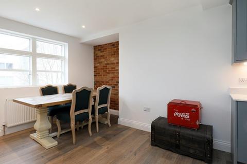 undefined, Elm Grove, London SW19