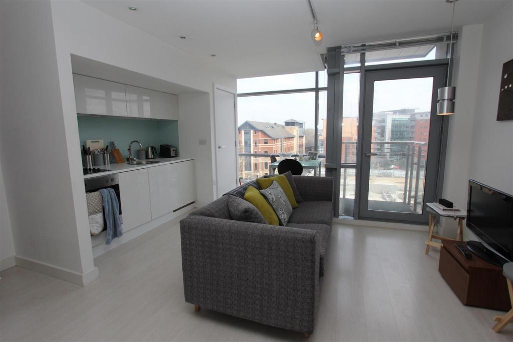 Living Room.JPG