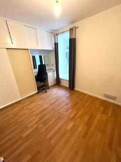 4 bedroom flat to rent, Stafford Street, Aberdeen, AB25