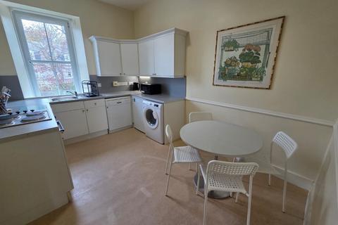 3 bedroom flat to rent, Whitehall Place, City Centre, Aberdeen, AB25