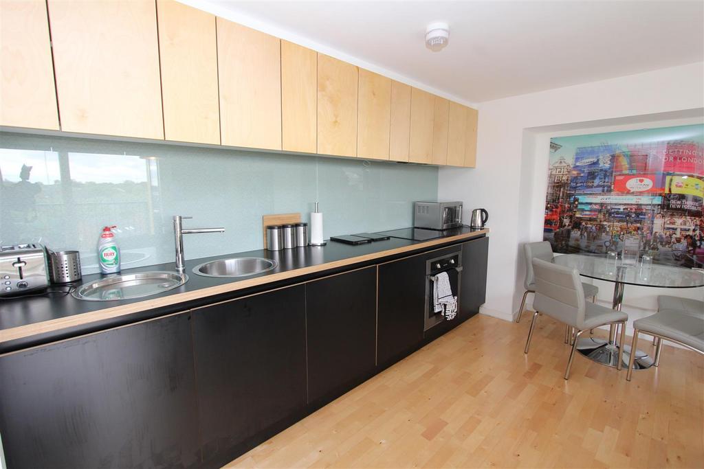 Kitchen-dining.JPG