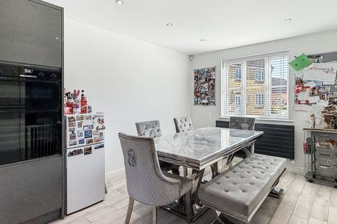 6 bedroom detached house for sale, Walker Chase, Ipswich IP5