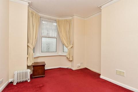 1 bedroom ground floor flat for sale, Rochester Avenue, Rochester, Kent
