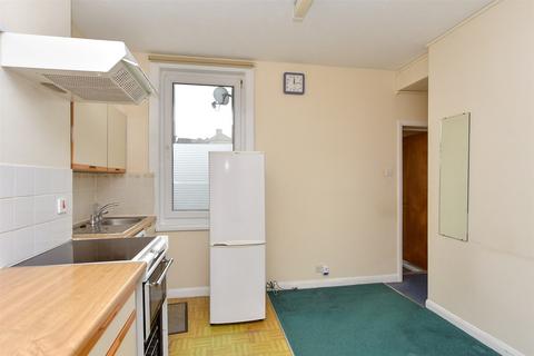 1 bedroom ground floor flat for sale, Rochester Avenue, Rochester, Kent