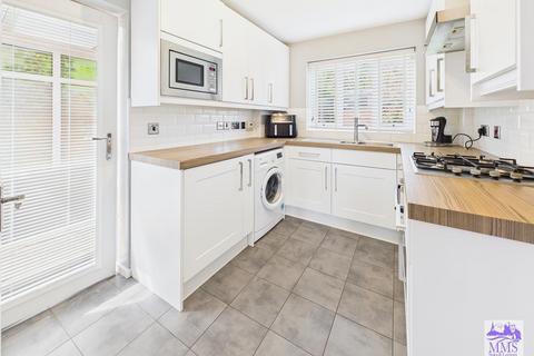 3 bedroom link detached house for sale, Rosemount Court, Strood