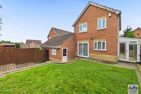 3 bedroom link detached house for sale, Rosemount Court, Strood