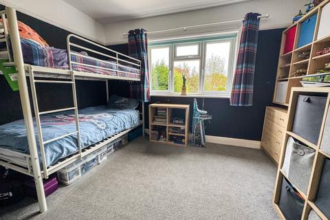 5 Birch Avenue, Tilehurst, Reading, RG30 6BL