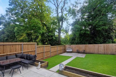 77 Lambert Meadow, Tyldesley, Manchester, M29 8SJ