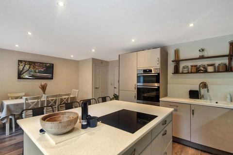 77 Lambert Meadow, Tyldesley, Manchester, M29 8SJ