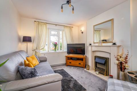 7 Adwalton Close, Drighlington, Bradford, BD11 1DQ