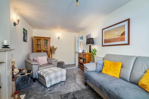 7 Adwalton Close, Drighlington, Bradford, BD11 1DQ