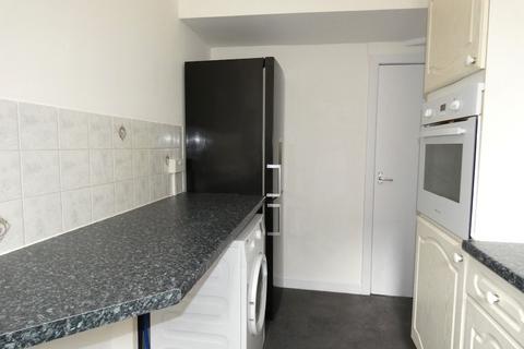 2 bedroom terraced house to rent, Moorside Road, Drighlington