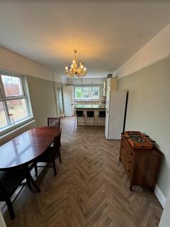 1 bedroom house to rent, Fishponds Road, Bristol BS16