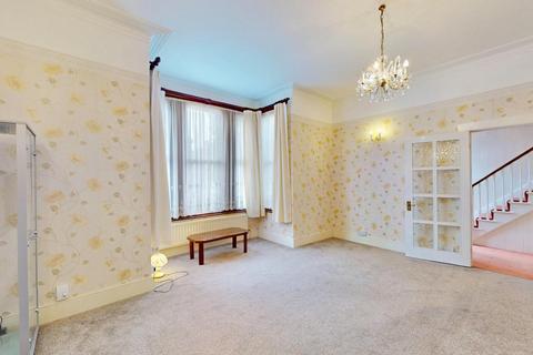 4 bedroom terraced house for sale, Aldborough Road South, Ilford, IG3