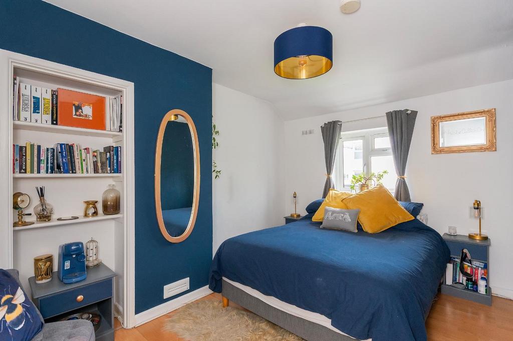 1 B0 R4 BR - Bedroom I.jpg