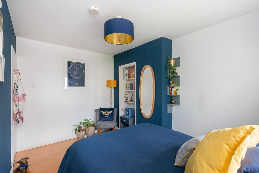 1 B0 R4 BR - Bedroom G.jpg