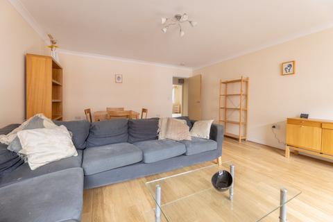 Flat 3/1, 4 Finlay Drive, Glasgow, G31 2LP