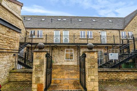 2 bedroom duplex for sale, Bridge Street, Witney
