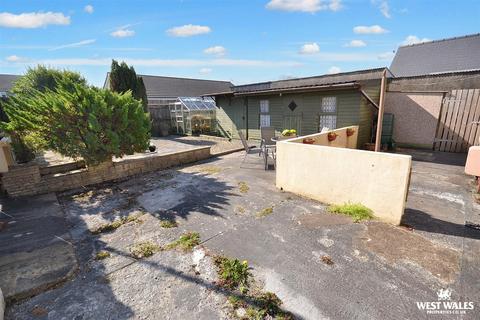 2 bedroom detached bungalow for sale, Begelly
