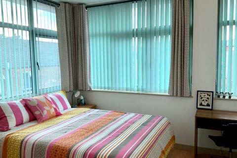 2 bedroom apartment to rent, Portland Square Road, Nottingham NG7