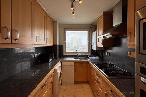 243 The Water Gardens, London, W2 2DG