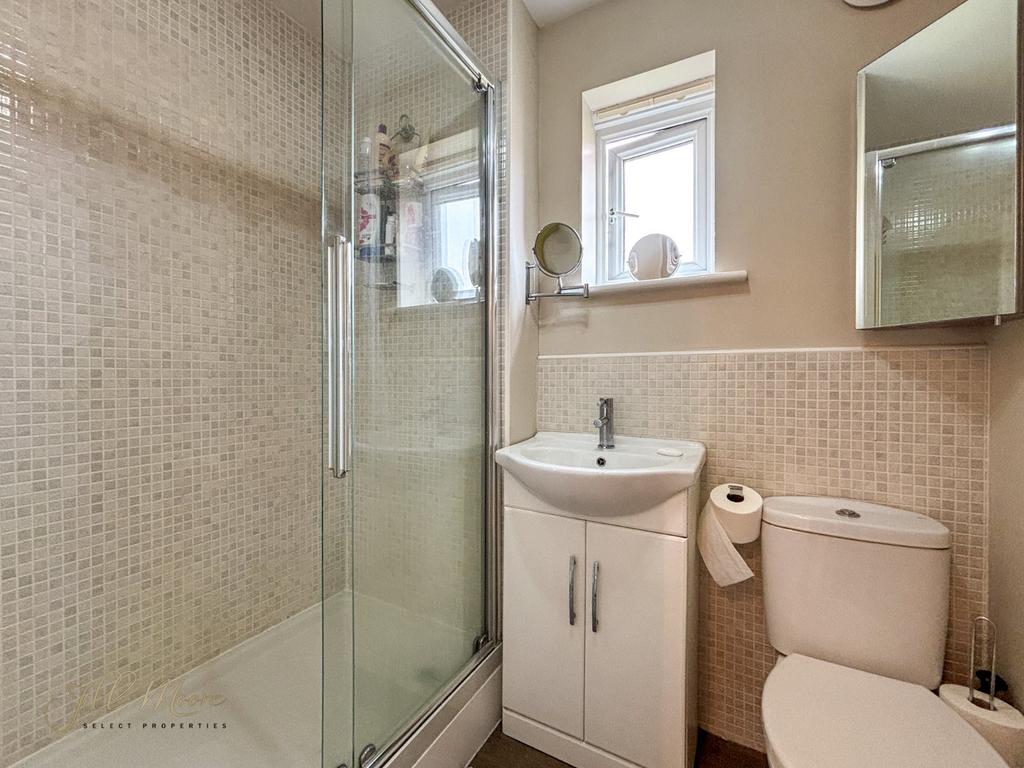Master En-Suite