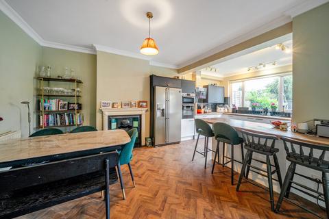 57 Belmont Road, Beckenham, BR3 4HW