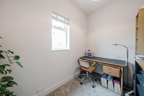 57 Belmont Road, Beckenham, BR3 4HW