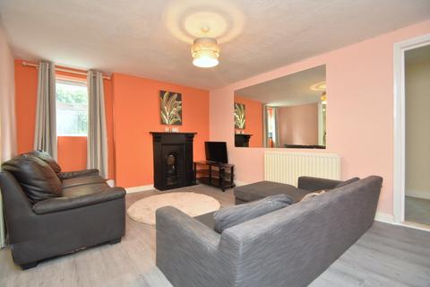 5 bedroom flat to rent, Clarendon Road, Hampshire PO5