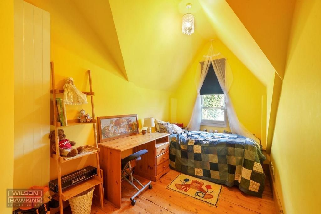 Holm Oak, Mount Park Avenue - ACABQh KCWZw R339 Ku WDL