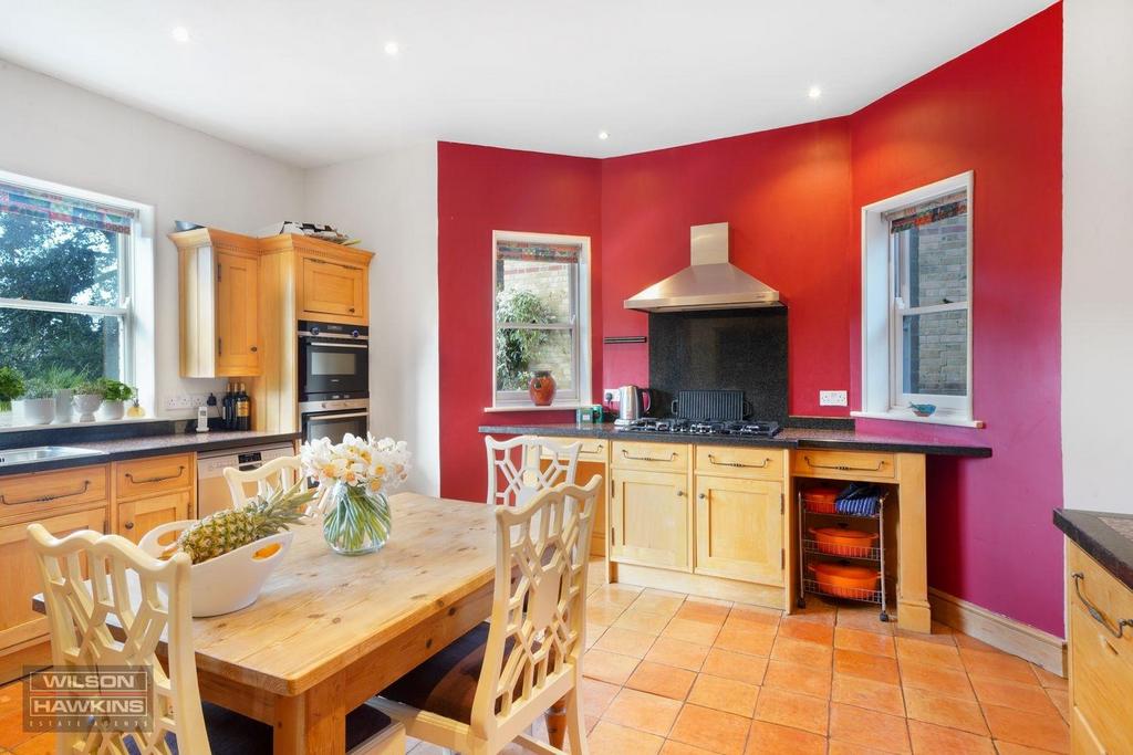 Holm Oak, Mount Park Avenue - q2e Wa Wt8c Uzt K1c Bawj D