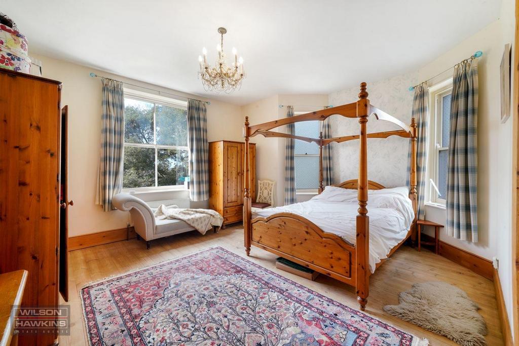 Holm Oak, Mount Park Avenue - yby8q3 Rf AISLig Qs Gba K