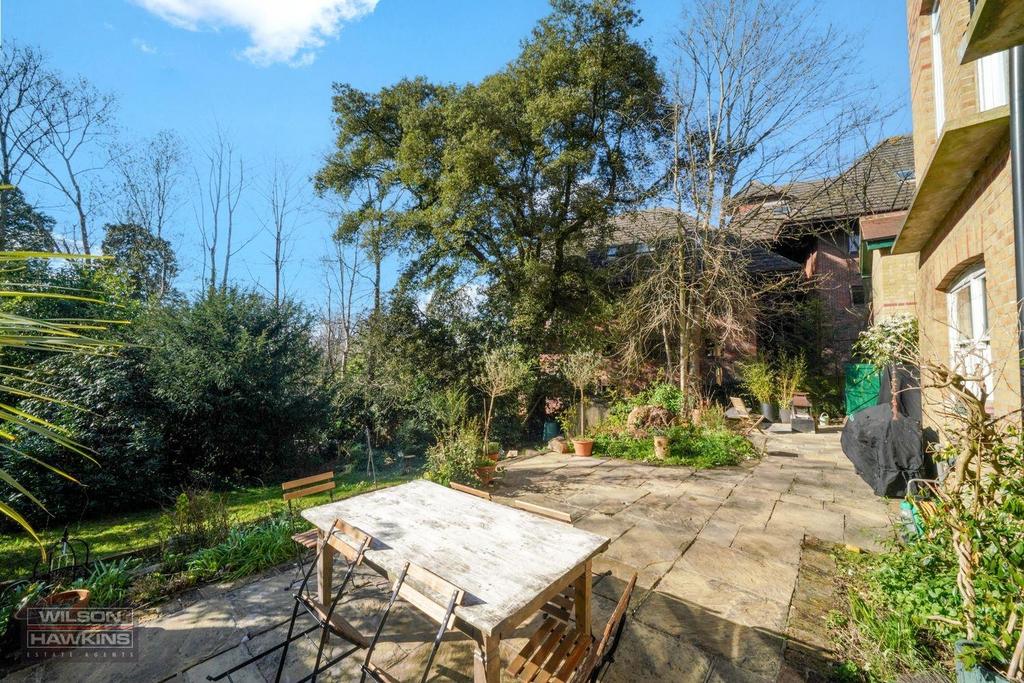 Holm Oak, Mount Park Avenue - p0 Fkegm6r6 Aje Dt Iy Pa Y