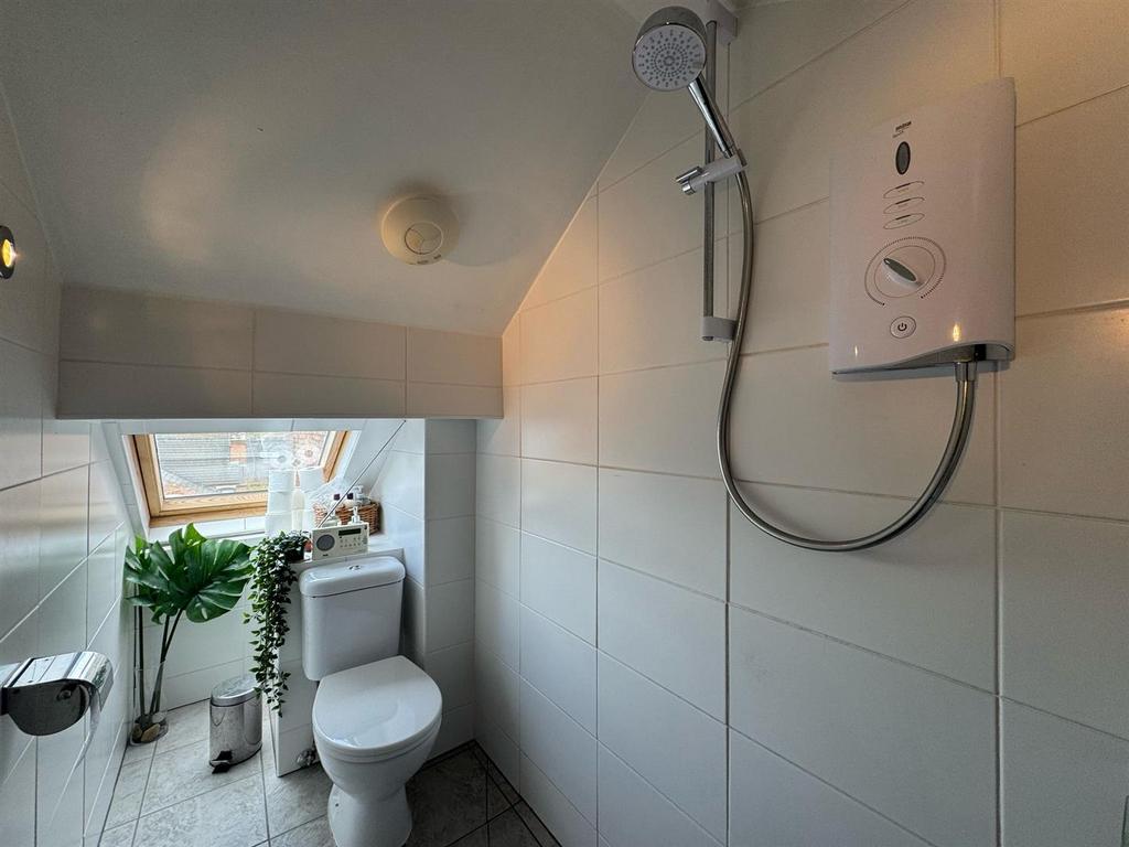 En suite wet room