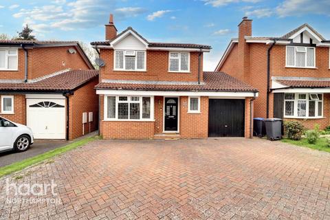 3 bedroom detached house for sale, Lichfield Drive, Northampton