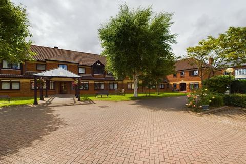 2 bedroom flat for sale, Taylors Field, Kings Mill Road, YO25 6FQ