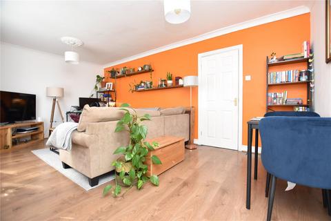 171 Glen Road, Morley, Leeds, LS27 9AZ