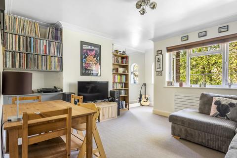 2 bedroom flat for sale, Withdean Court, Brighton, BN1
