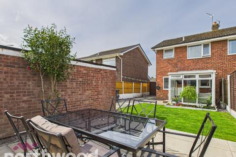 3 bedroom semi-detached house for sale, Ovington Drive, Kew, Southport, PR8