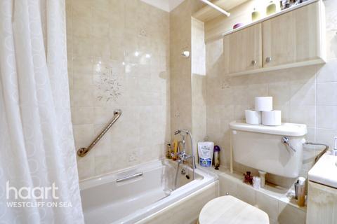 1 bedroom flat for sale, Holland Road, Westcliff-On-Sea
