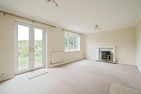 5 bedroom detached house to rent, Minden Close, Berkshire RG41
