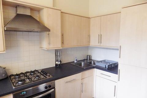 3 bedroom flat to rent, Comiston Road EH10