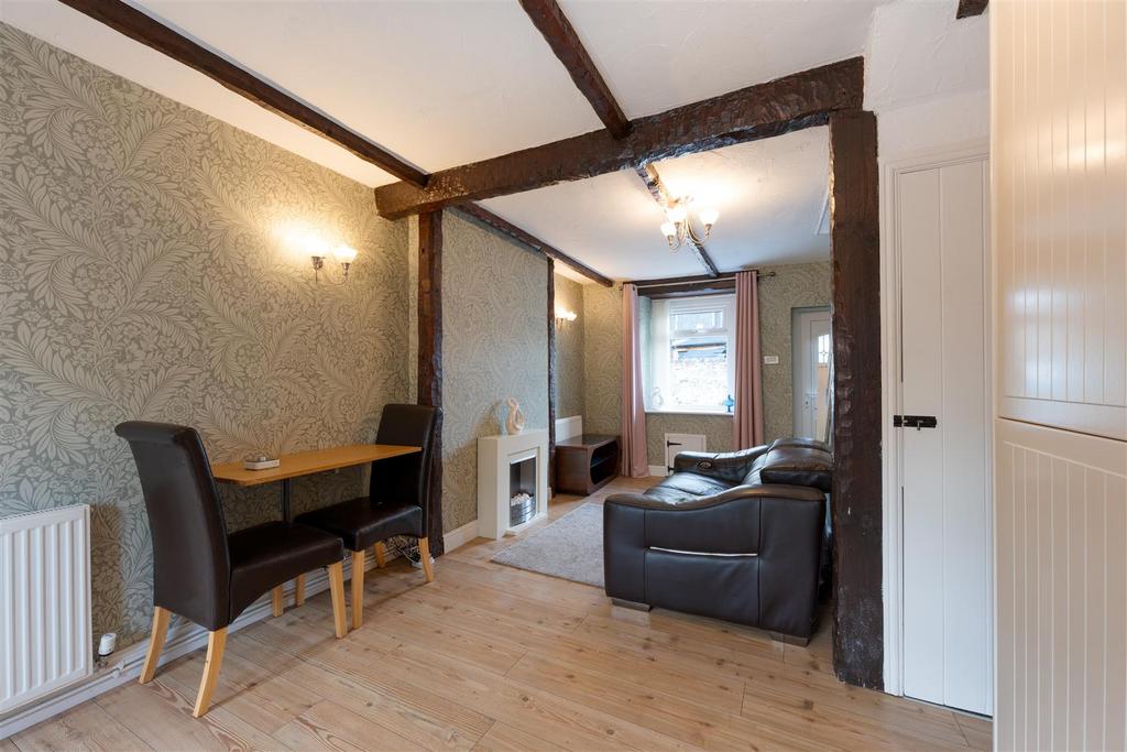 3 Baynes Cottage, Low Bentham, LA2 7 EG-14.JPG