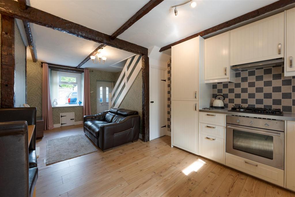3 Baynes Cottage, Low Bentham, LA2 7 EG-13.JPG