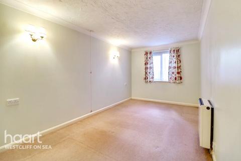 1 bedroom flat for sale, Balmoral Road, Westcliff-On-Sea